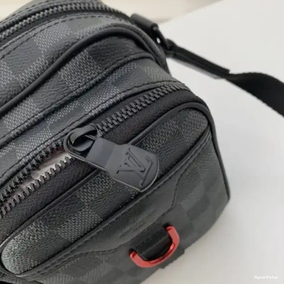 MESSENGER UTILITY LOUIS VUITTON BAG 0706
